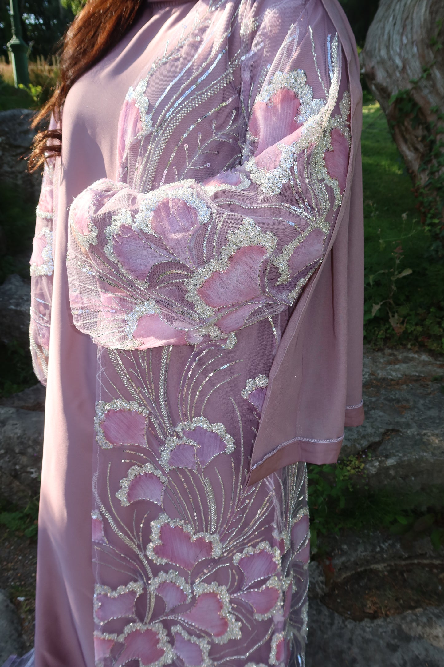 THE VELOURA ABAYA