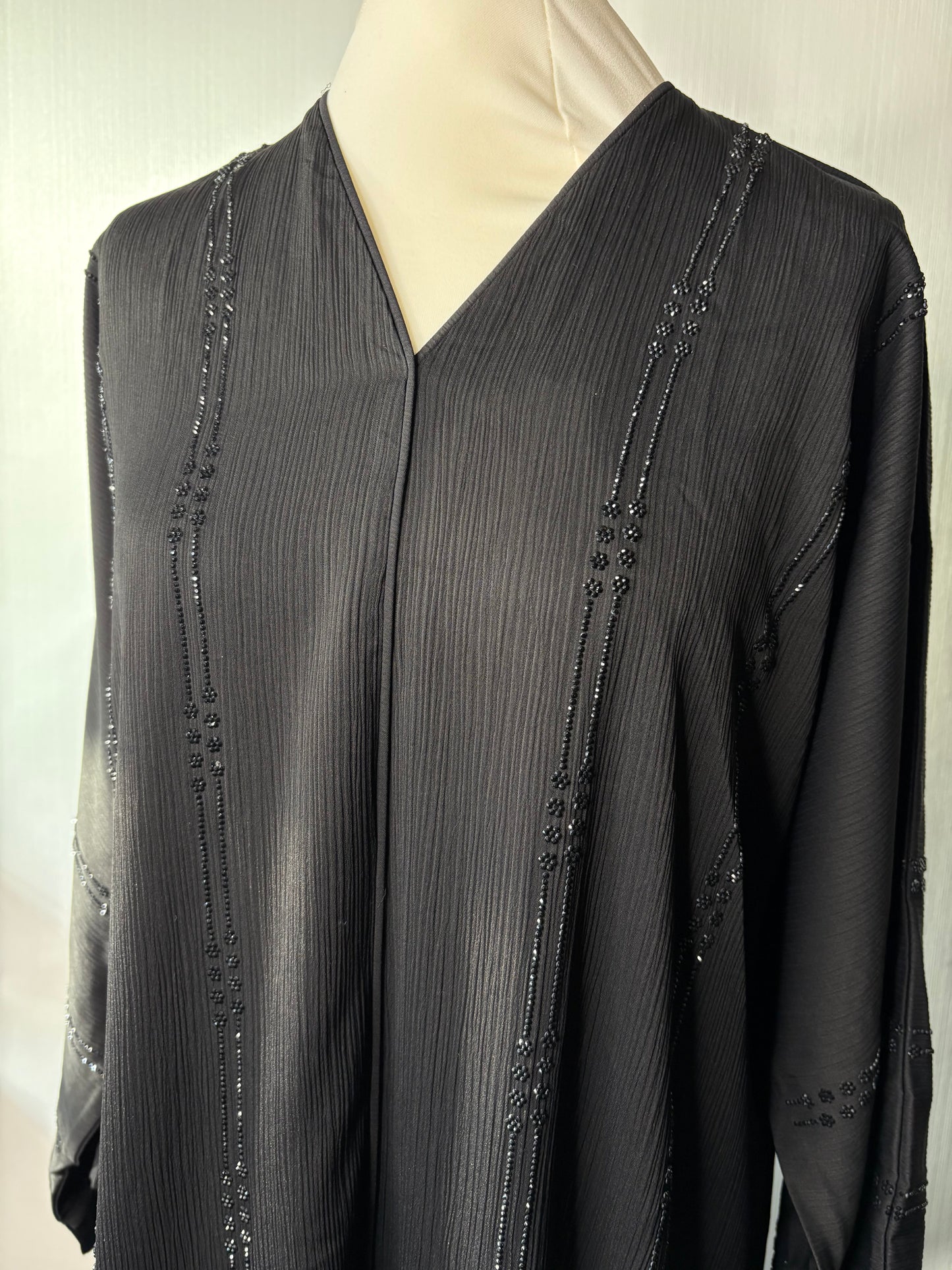 THE AREEBA ABAYA