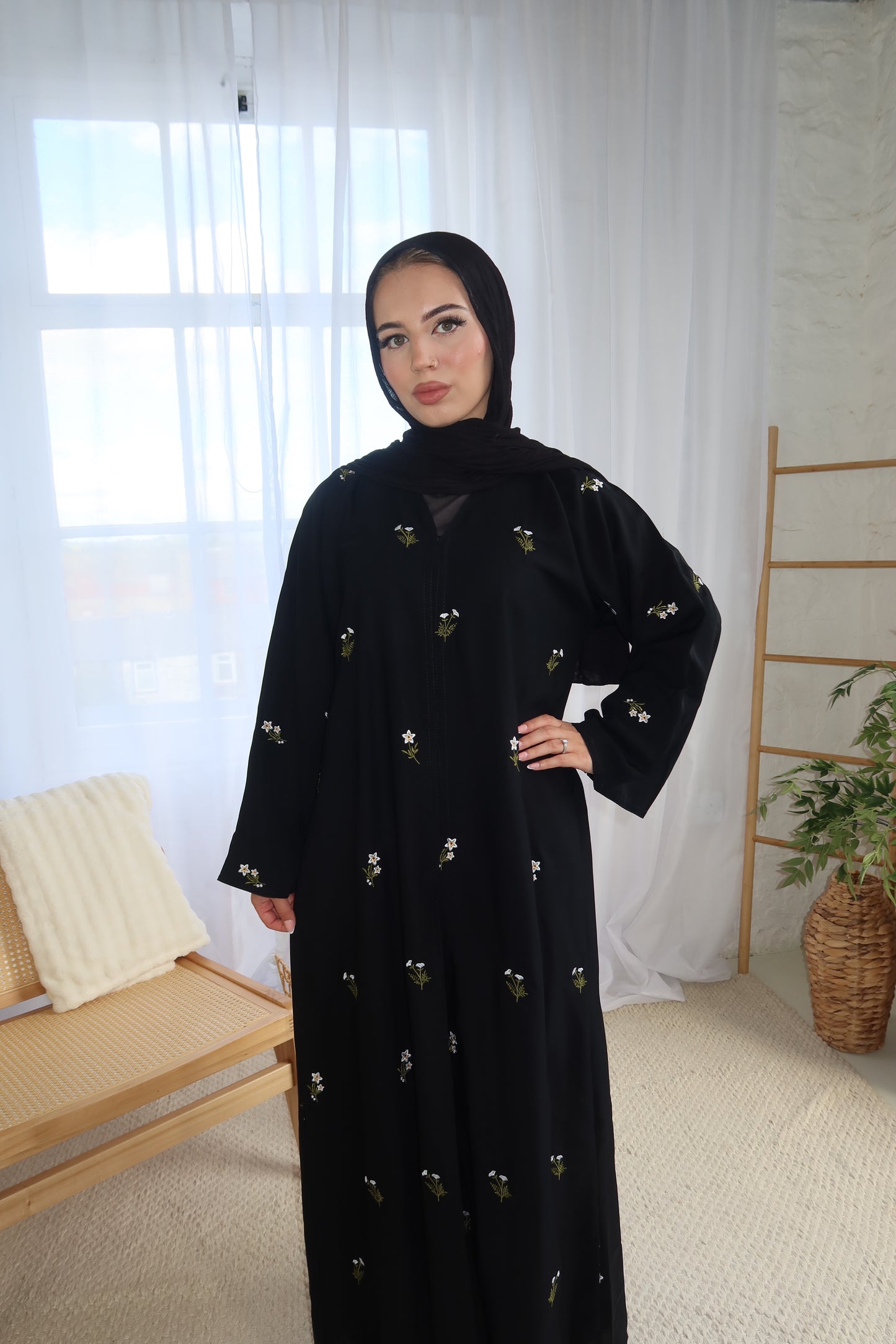 THE DAISY ABAYA