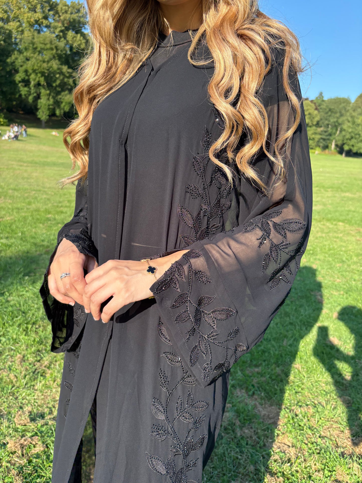 THE RUHI ABAYA