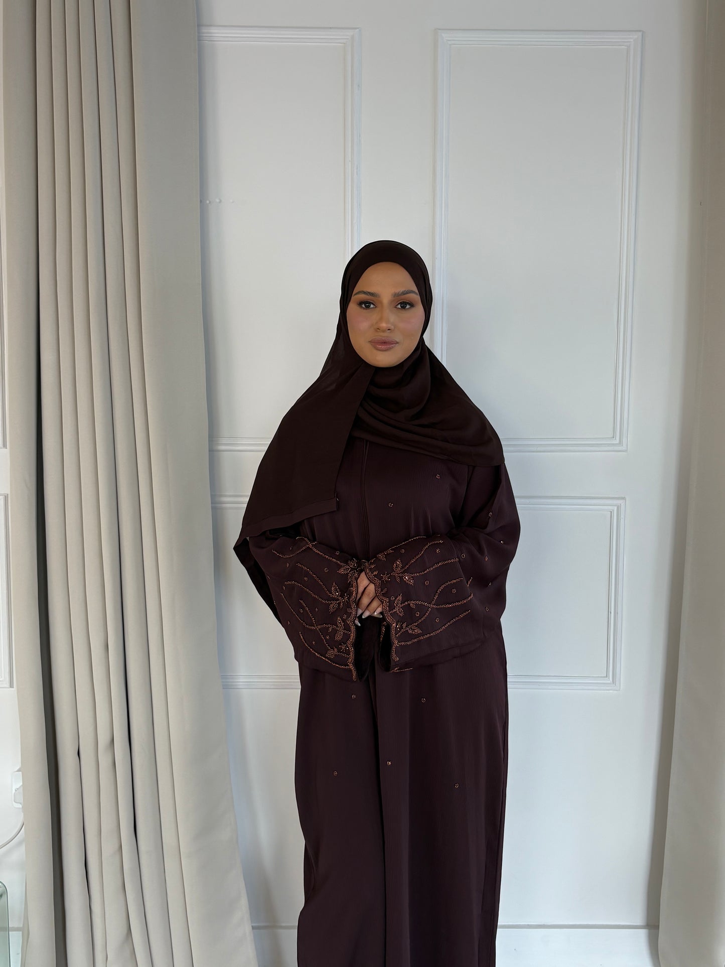 THE DUA CLOSED ABAYA