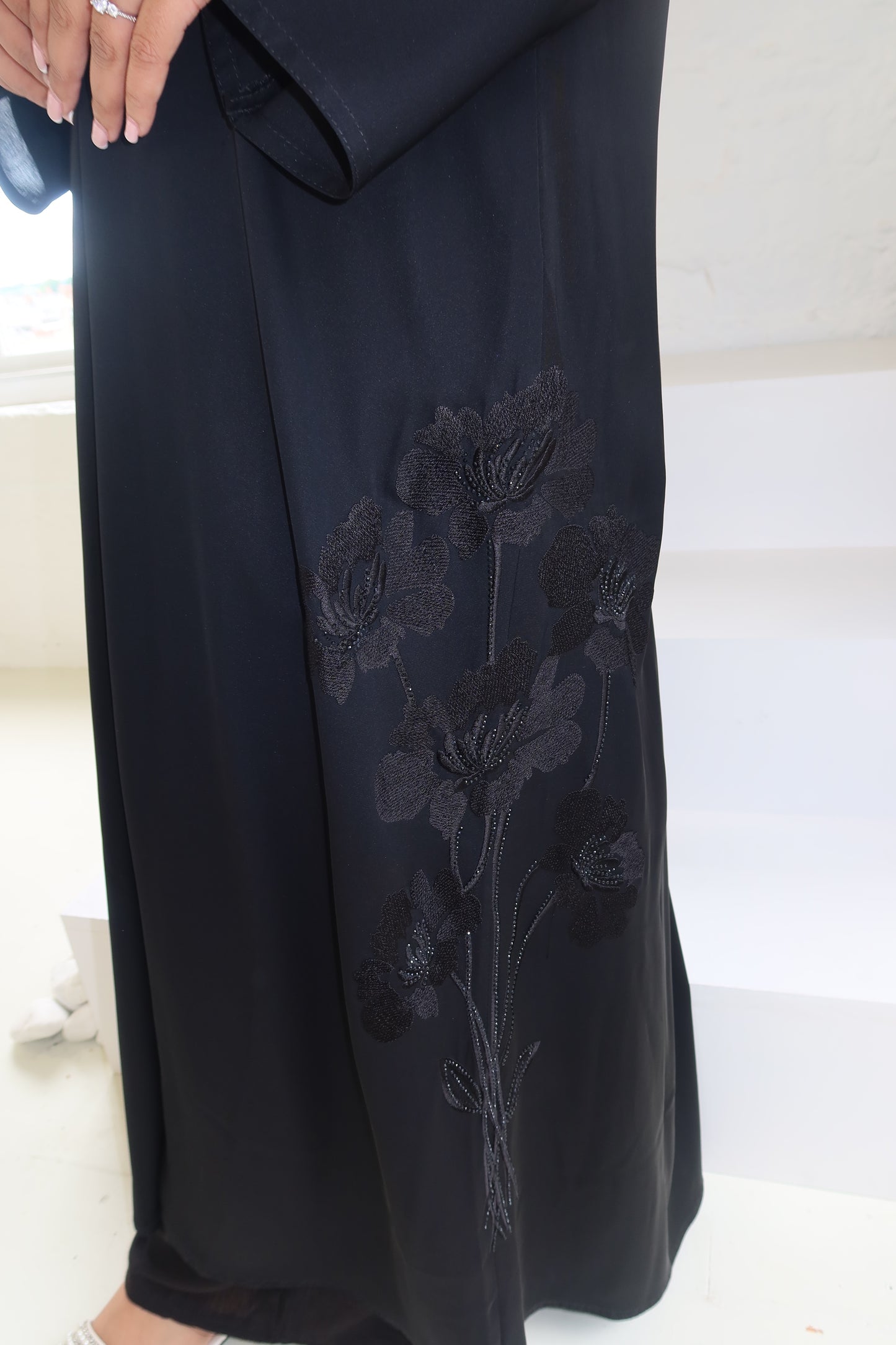 THE HEENA ABAYA