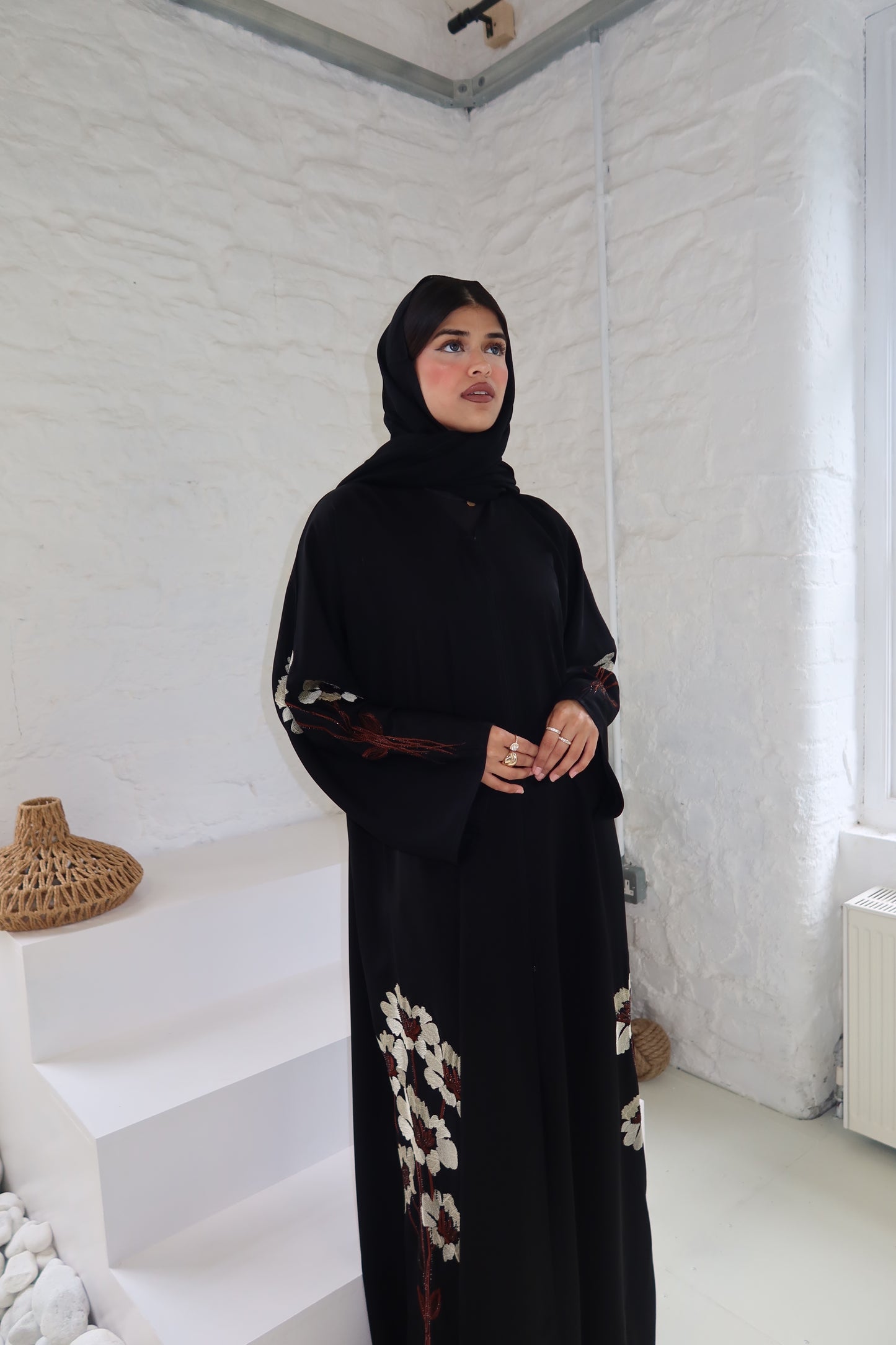 THE HEENA ABAYA