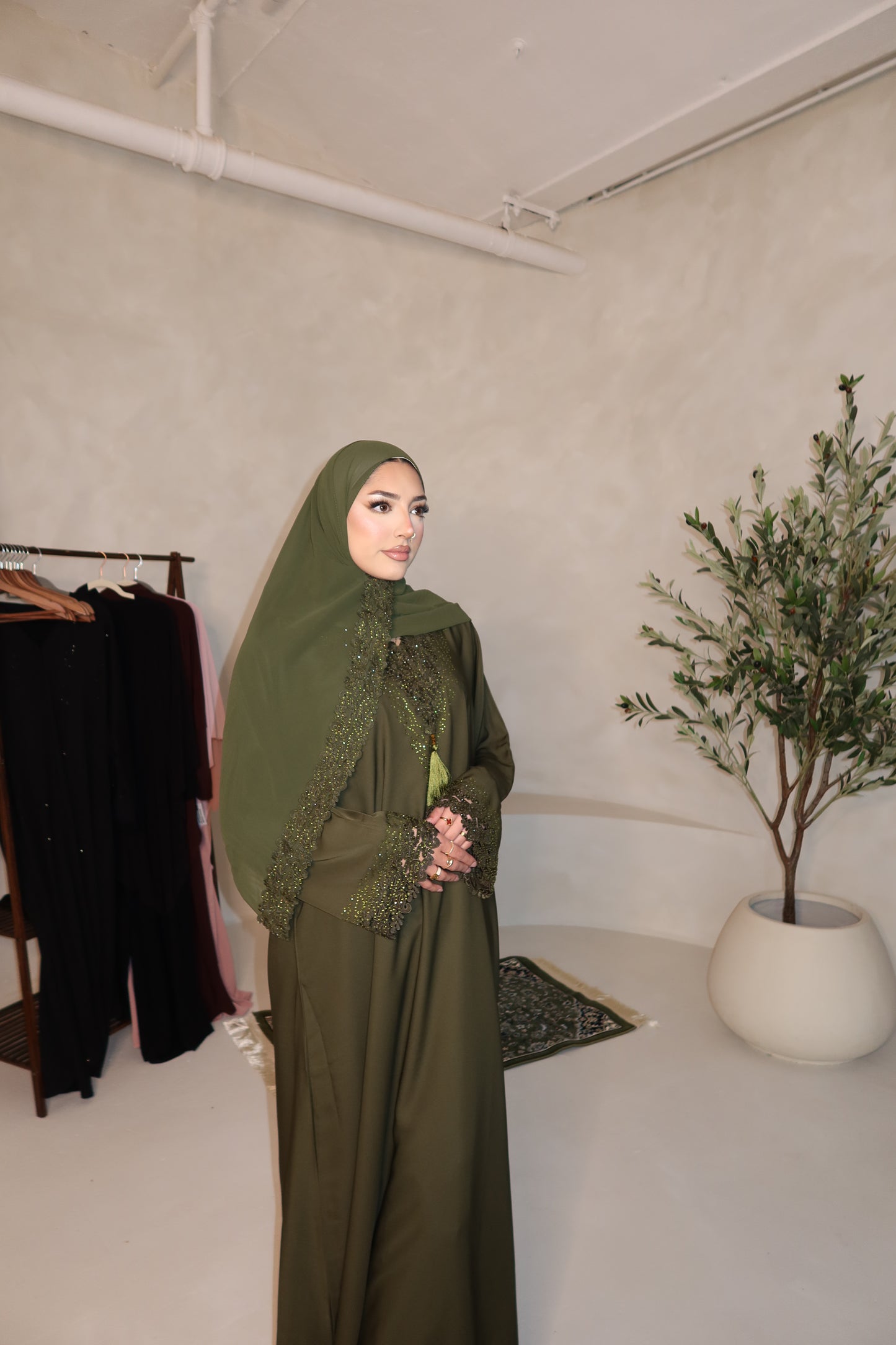 THE HIBA ABAYA