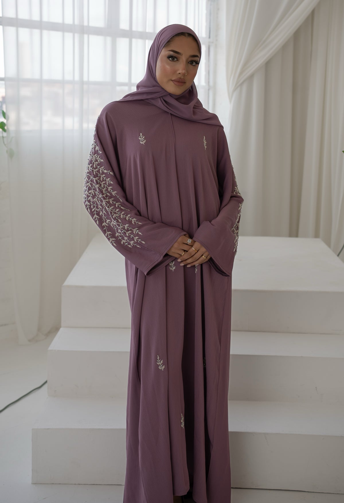 THE NOOR CLOSED ABAYA